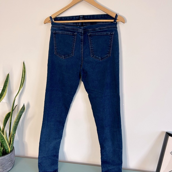Angels Forever Young Skinny Jeans Size 6 - Double Button Closure, Dark Wash, EUC - Picture 8 of 10
